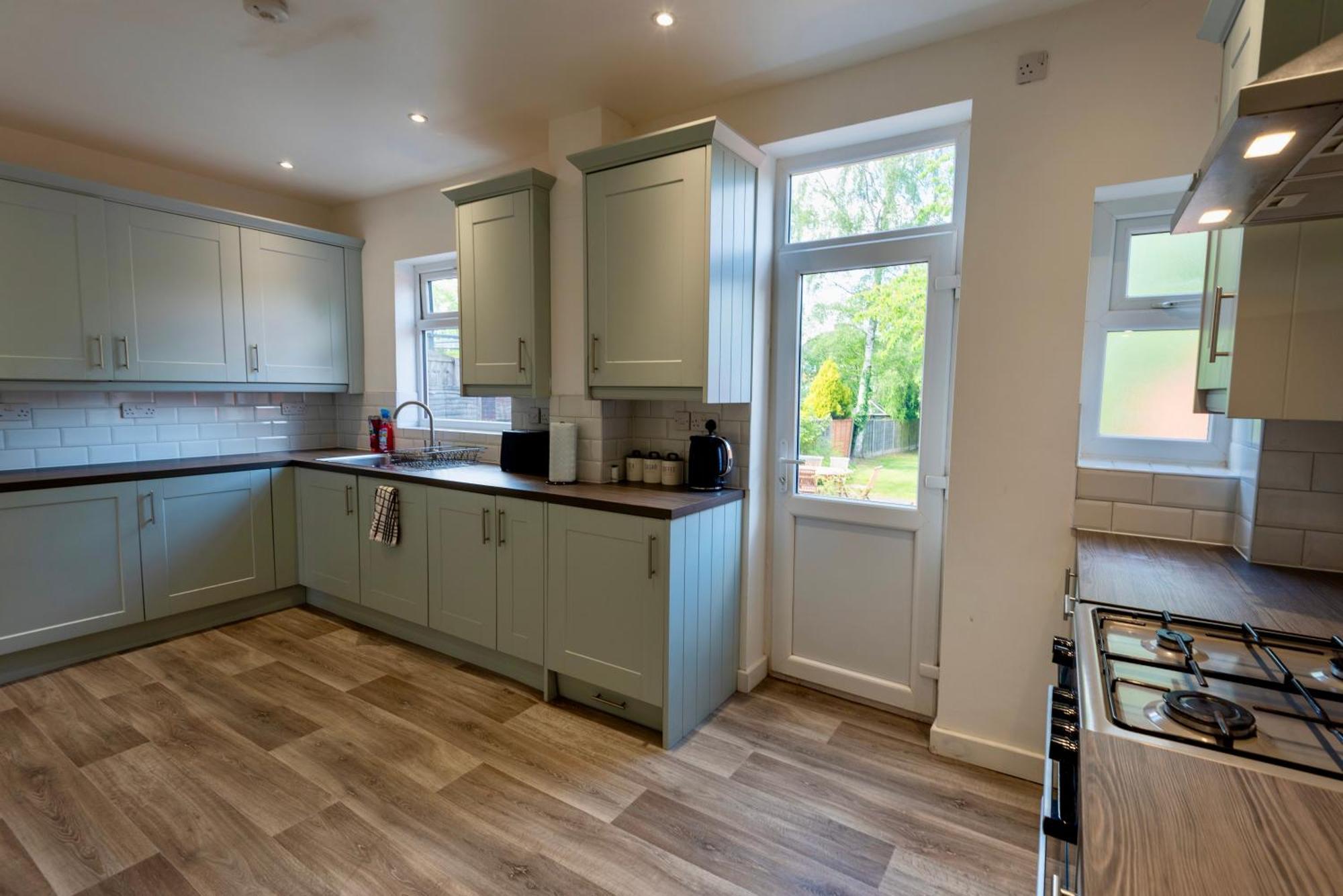 Double Room In Refurbished 5 Bed Home With Wifi And Tv BW Room 4 Солихалл Экстерьер фото